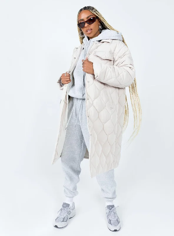 The Bruno Longline Puffer Jacket Beige