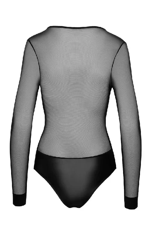 black-bodysuit-with-metal-zip