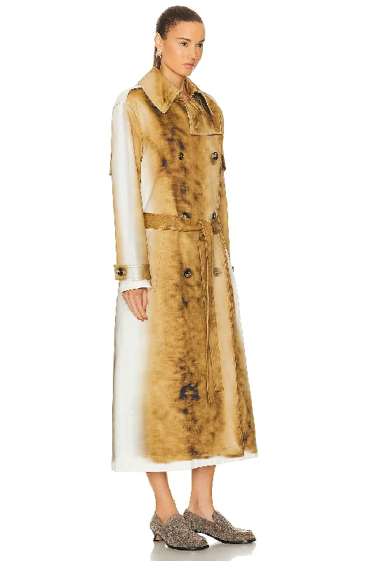 blurred-print-trench-coat