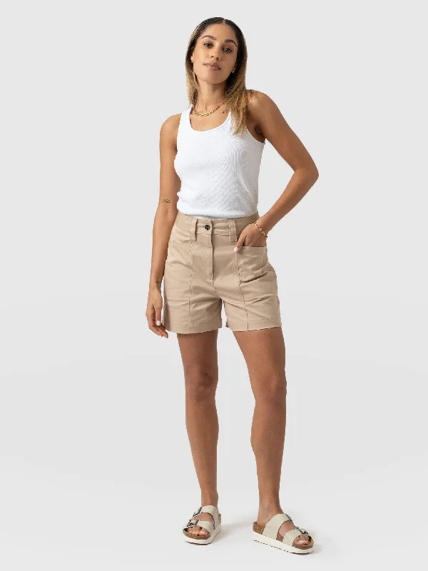 cargo-short-beige