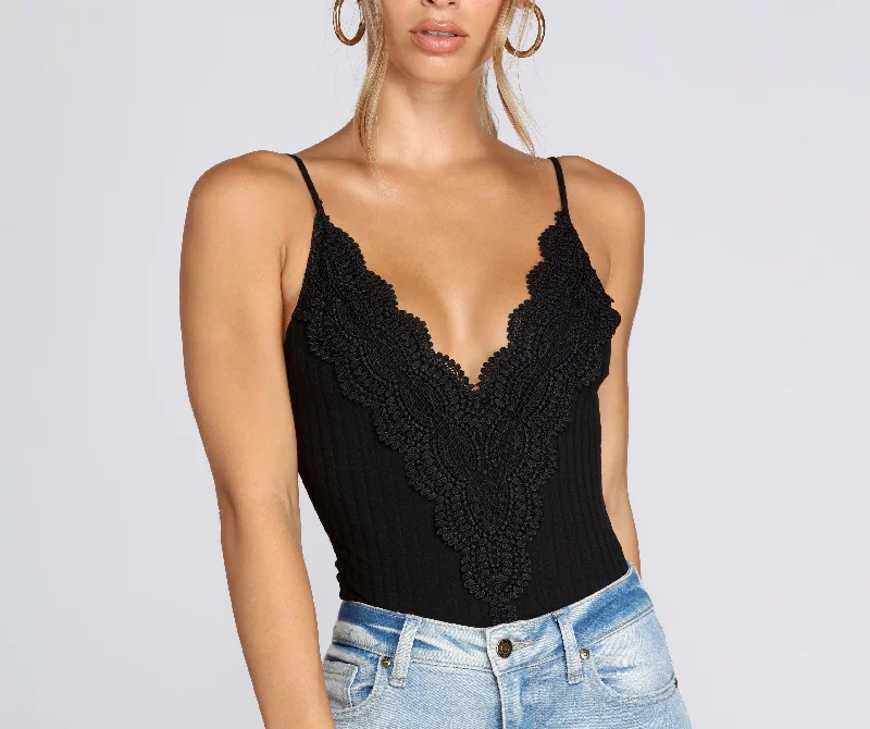 casual-crochet-ribbed-bodysuit-060011659001