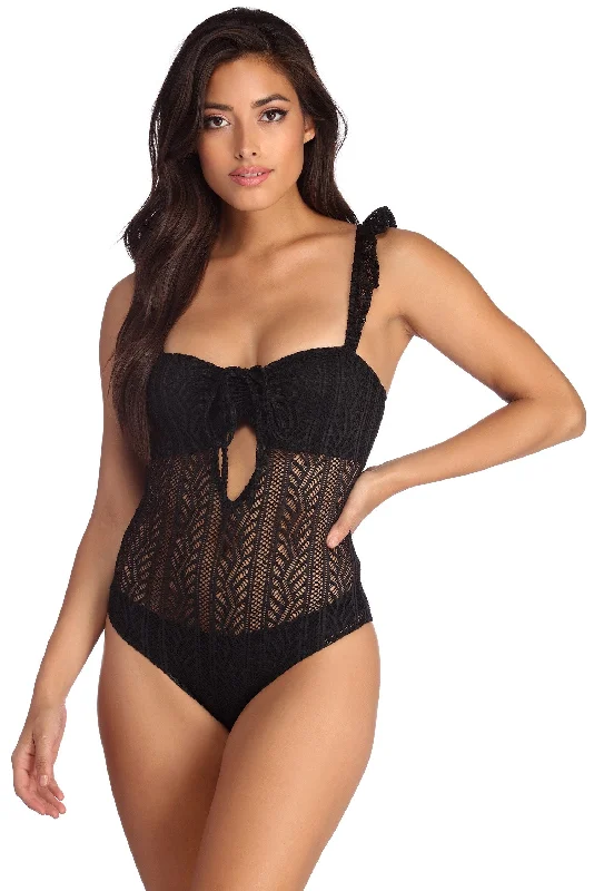 darling-ruffle-crochet-bodysuit-060030106001