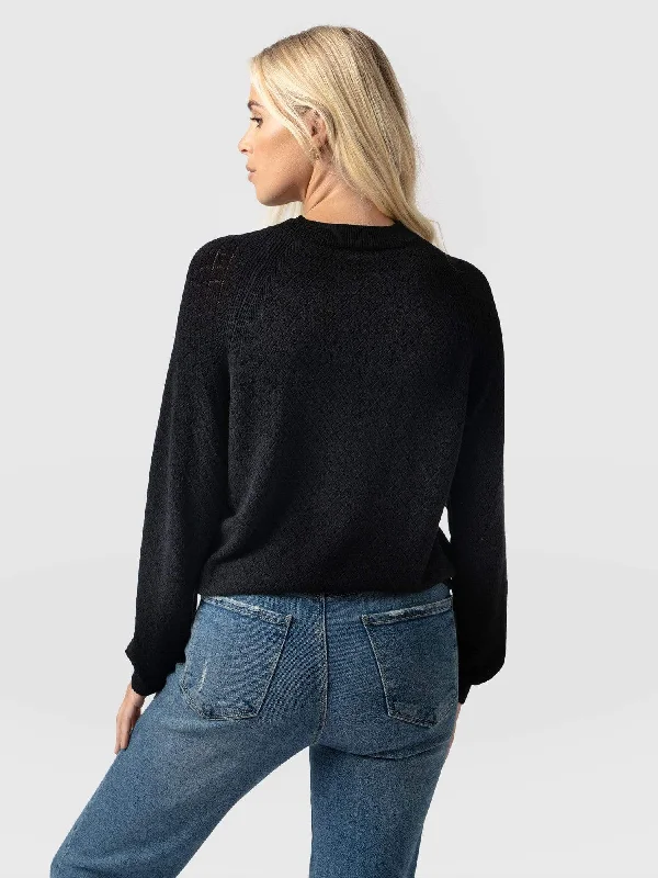 diamond-knit-sweater-black