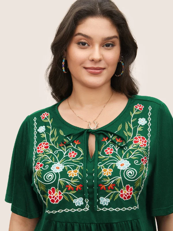 floral-embroidered-tie-knot-gathered-t-shirt