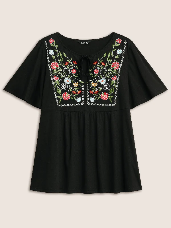 floral-embroidered-tie-knot-gathered-t-shirt