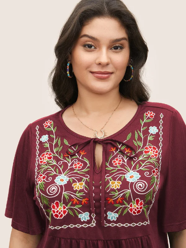 floral-embroidered-tie-knot-gathered-t-shirt