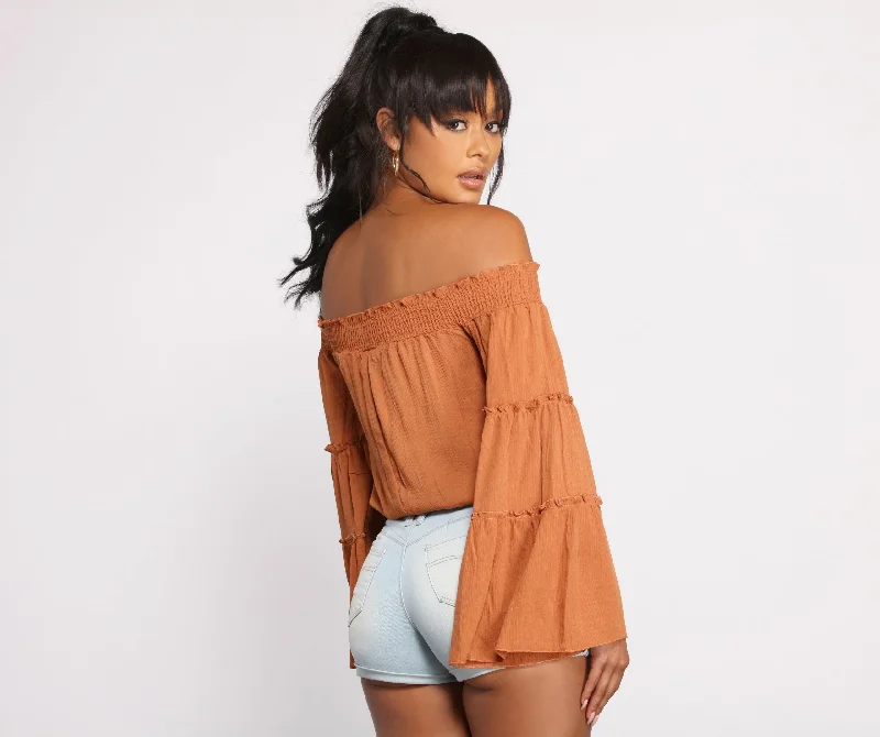 flowy-feels-off-the-shoulder-crop-top-060030836500