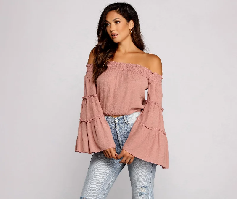 flowy-feels-off-the-shoulder-crop-top-060030836500