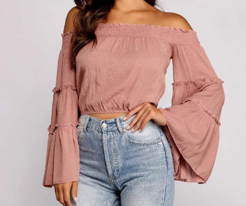 flowy-feels-off-the-shoulder-crop-top-060030836500