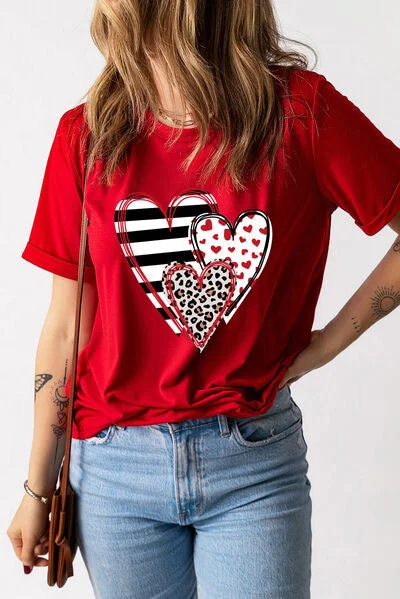 heart-round-neck-short-sleeve-t-shirt-1