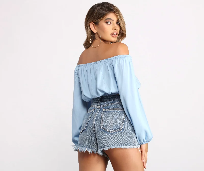 off-the-shoulder-long-sleeve-crop-top-060030861100