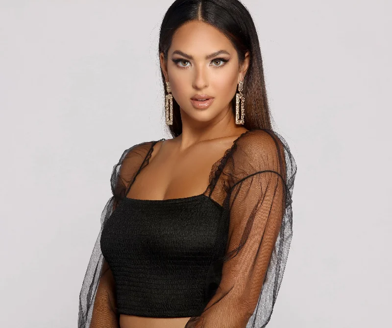 statement-stunner-smocked-puff-sleeve-crop-top-060030702001