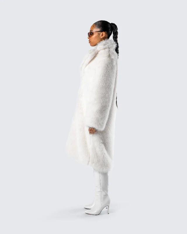 trista-ivory-faux-fur-coat